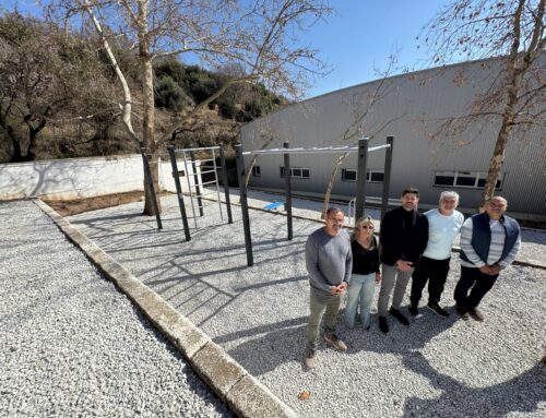 Lanjarón estrena un espacio de calistenia en el complejo Polideportivo Francisco Vega Morata